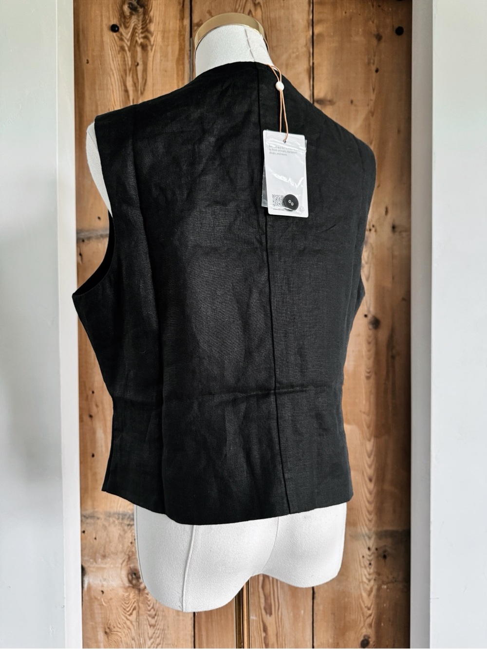 Sz L Quince Black 100% European Linen Relaxed Fit Button Up Vest NWT - Picture 3 of 9